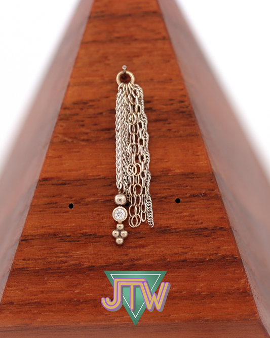 One Off WG Multi Chain Charm